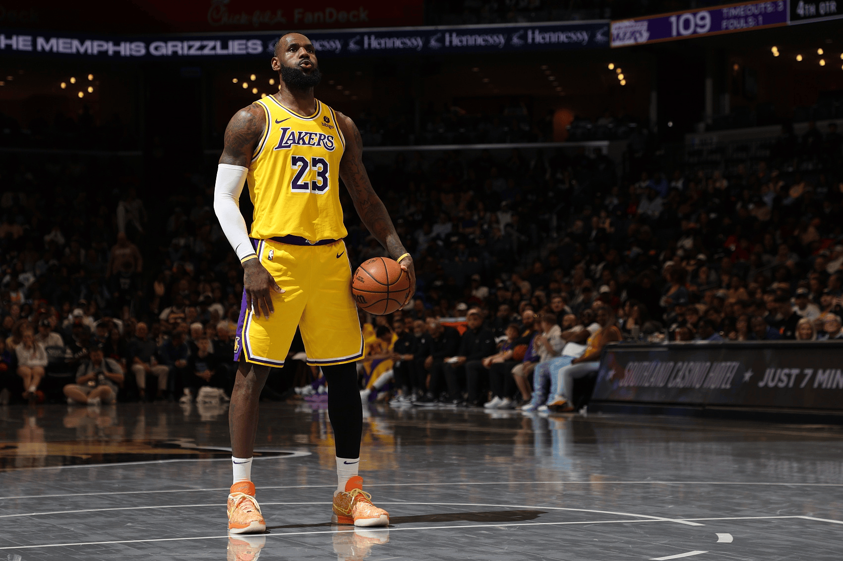 开元体育-NBA总决赛倒计时,芝加哥公牛冲刺阶段复出首秀,细节引发关注,悬念犹存,数据趋势出现新变化的简单介绍