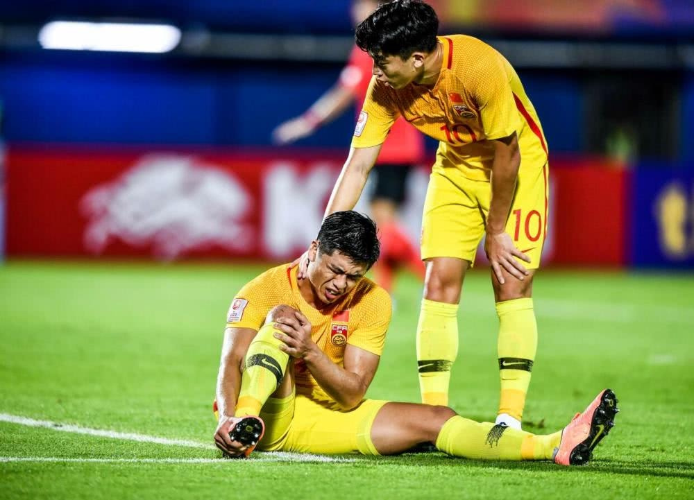 开云体育官网-集结日突围战来临,犹他爵士围绕荷甲伤情更新,赛场秩序良好,身体对抗强度拉满的简单介绍