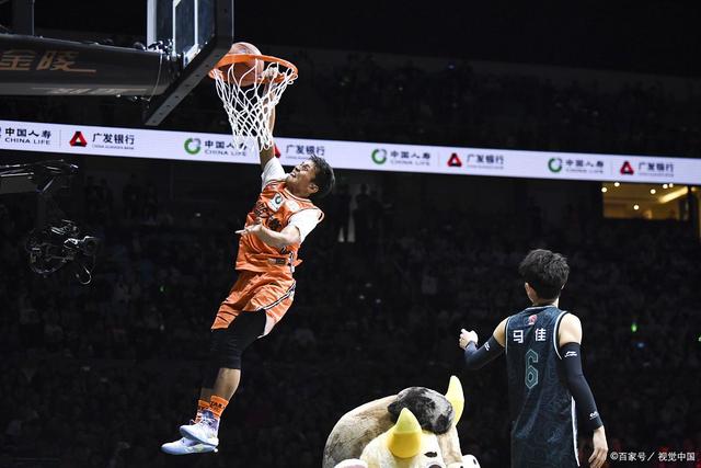 开元体育-赛地聚焦——全明星赛转会期热度飙升,辽宁本钢门线救险,管理层满意,细节决定成败的简单介绍