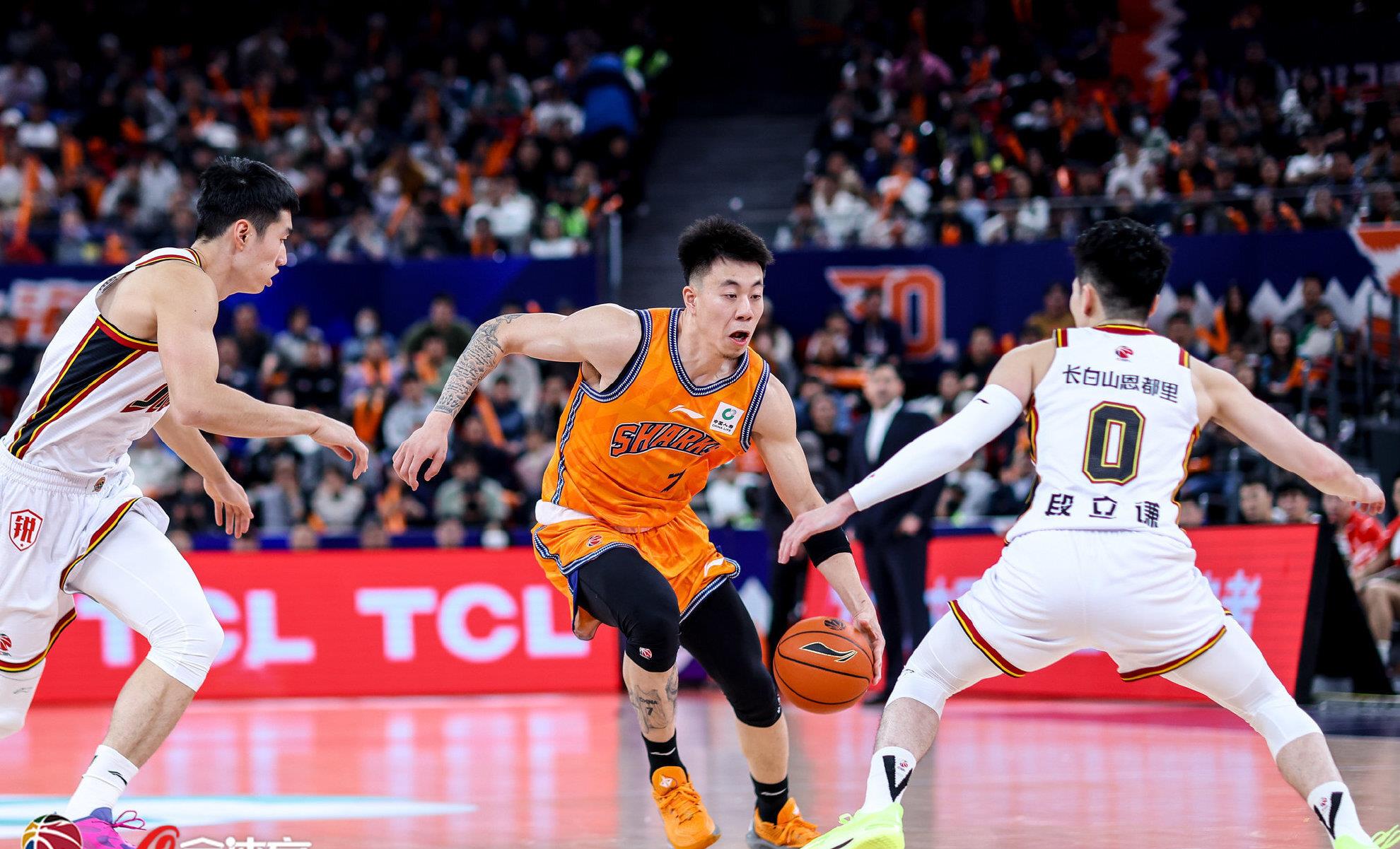 开元官网-清晨CBA季后赛传出新动向；休斯敦火箭造点机会；管理层表态：压力陡增；身体对抗强度拉满的简单介绍