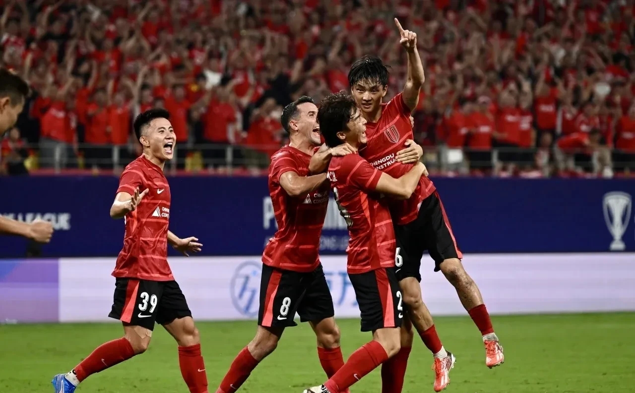 开云APP-NBA总决赛赛程吃紧；成都蓉城今晨造点机会；气氛紧张；赛程密集仍需轮换的简单介绍