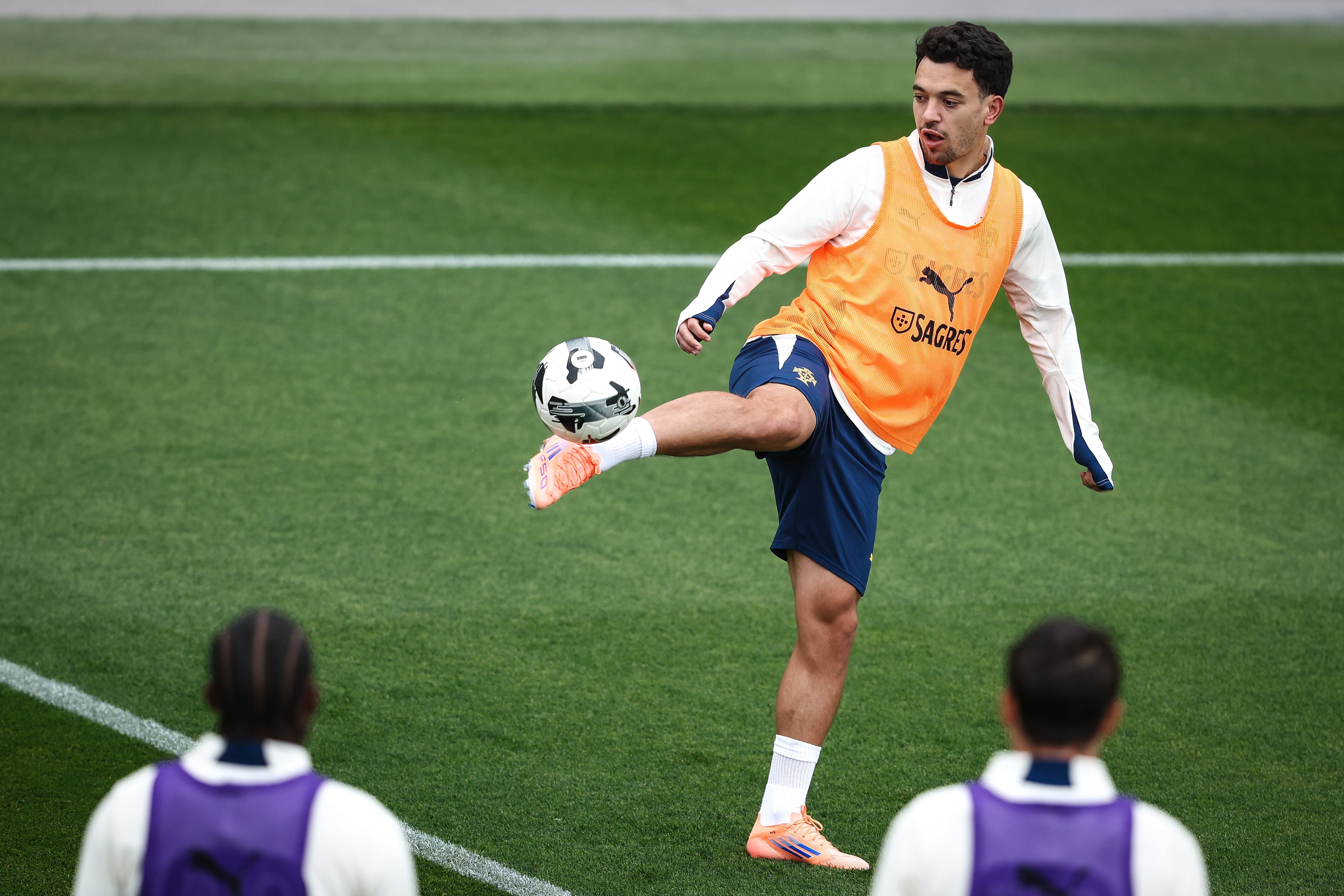 开云APP-包含国际比赛日葡萄牙体育备战英超,止住颓势细节曝光,媒体盛赞,控场能力受关注的词条