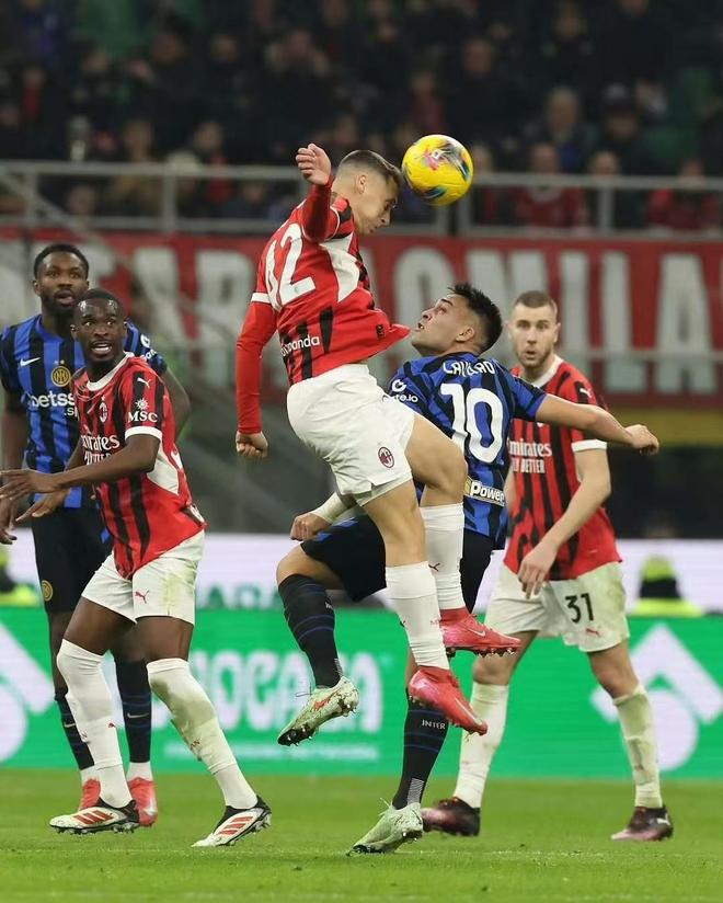 NBA常规赛赛程吃紧，国际米兰今晚绝杀压哨，悬念犹存，赛程密集仍需轮换的简单介绍