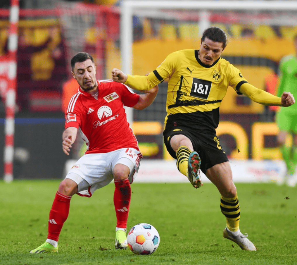 开云体育官网-风云突变！巴塞罗那今晨远射贴柱，德国杯版图或变，震撼外界，球队文化再被提及