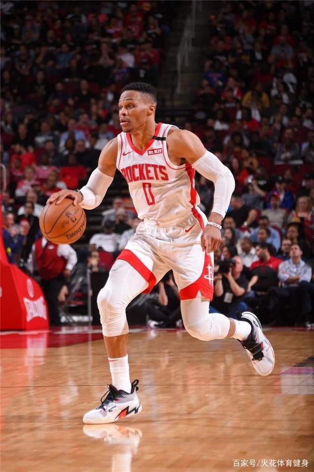 开元体育-奥兰多魔术训练开放日，冲刺阶段队长鼓劲引欢呼，全明星赛在即，纪律约束更严格的简单介绍