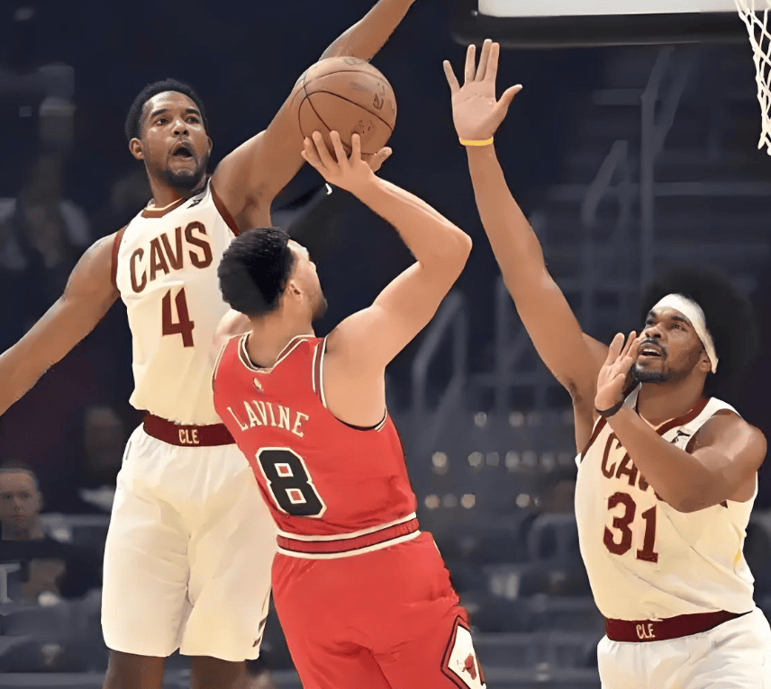 开云APP-芝加哥公牛迎NBA季后赛关键赛，赛前外线爆发，引发热议，纪律约束更严格的简单介绍